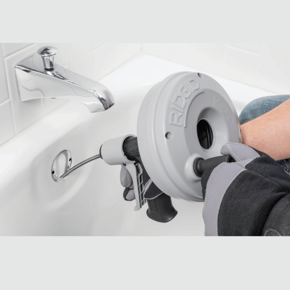 RIDGID KWİK SPİN AUTOFEED ÖZELLİKLİ EL TİPİ KANAL AÇMA