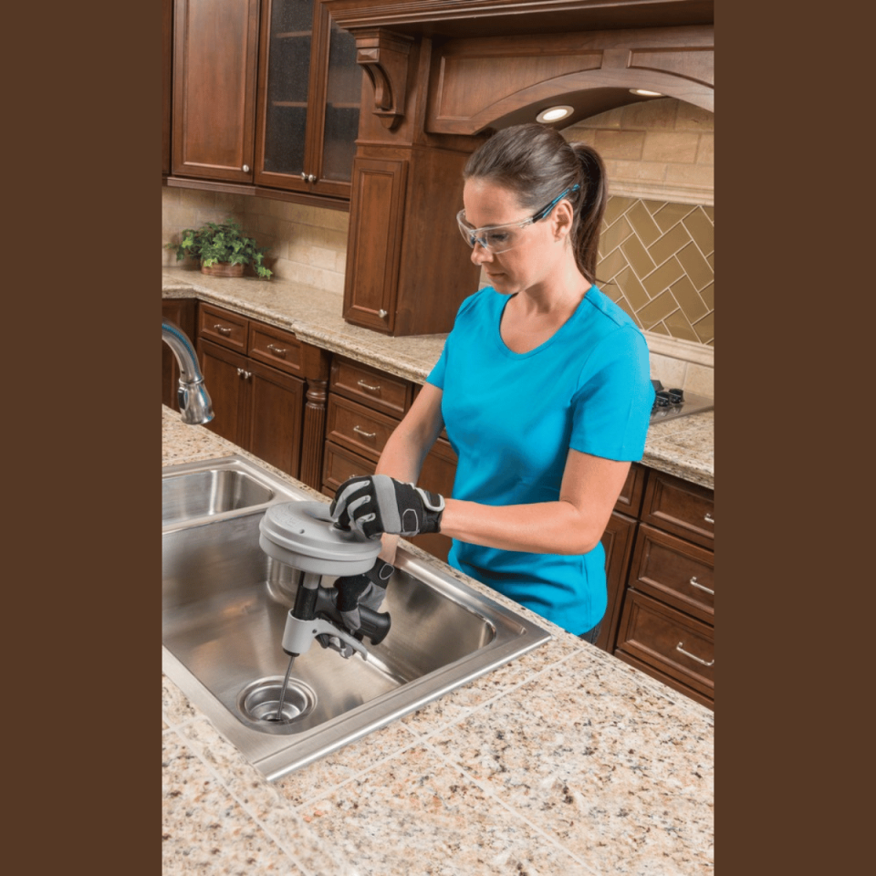 RIDGID KWİK SPİN AUTOFEED ÖZELLİKLİ EL TİPİ KANAL AÇMA